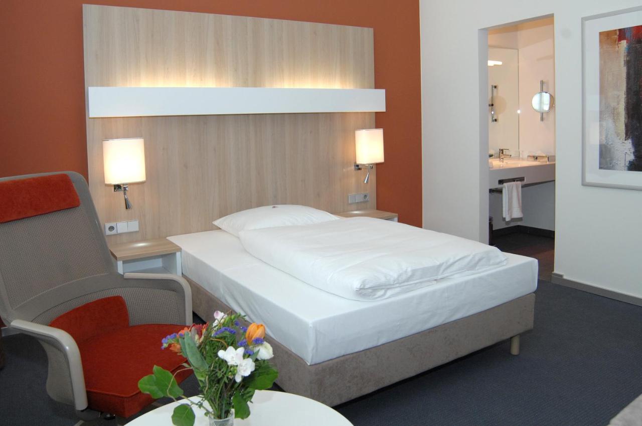 Gaestehaus Am Ukb Berlin Bagian luar foto